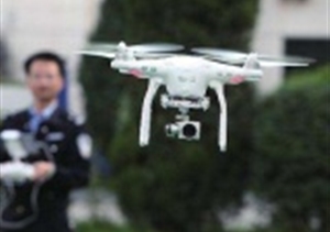 “無(wú)人機交警”規?；蠉?這些本領(lǐng)不可不知
